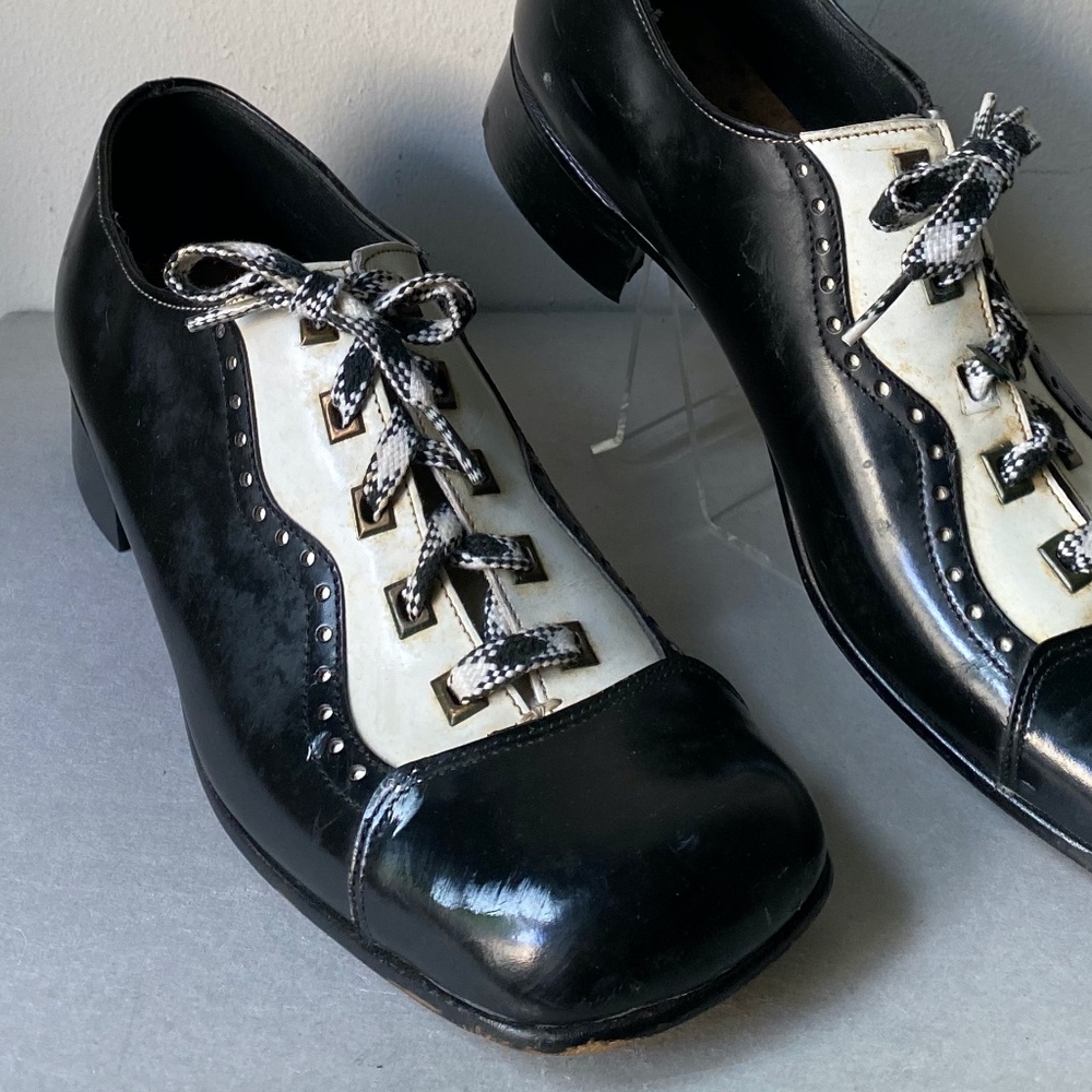 COPY - Vintage 2-toned shoes
